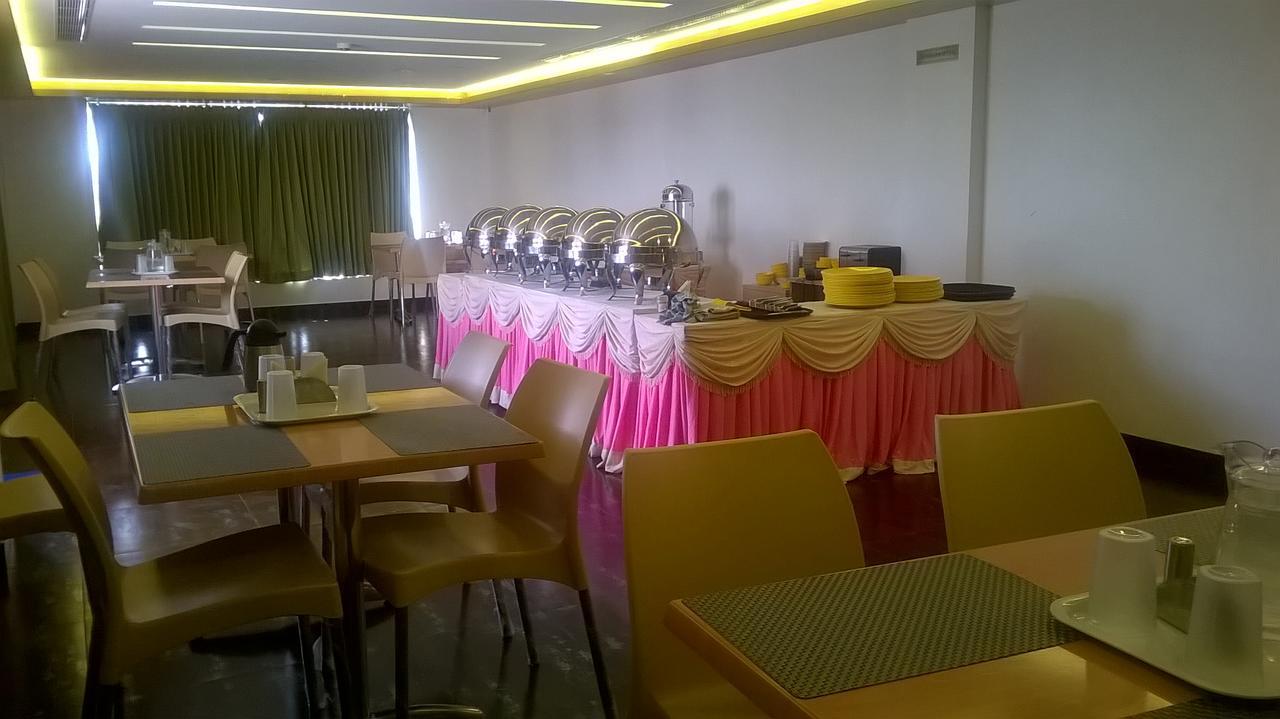 Hotel Mahi'S Gateway Kojambuttúr Kültér fotó