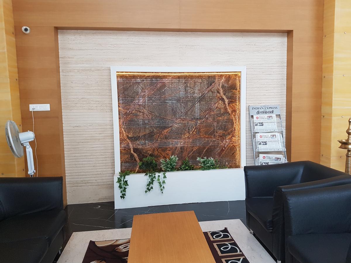 Hotel Mahi'S Gateway Kojambuttúr Kültér fotó